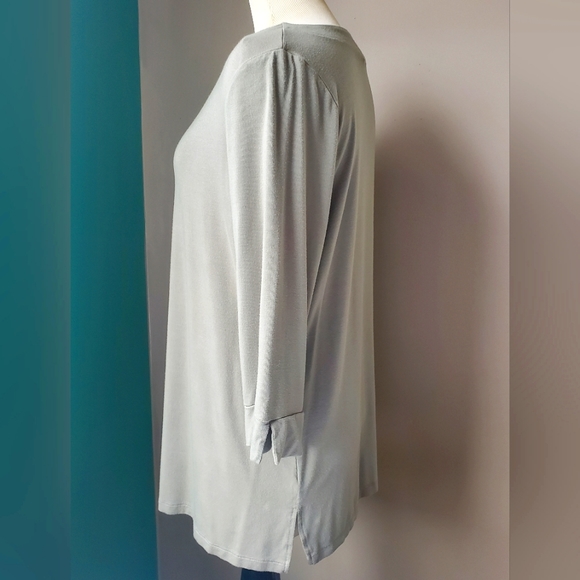Chico's Women's pull over top sage green quarter sleeves size 2/L soft ECU - Picture 2 of 9